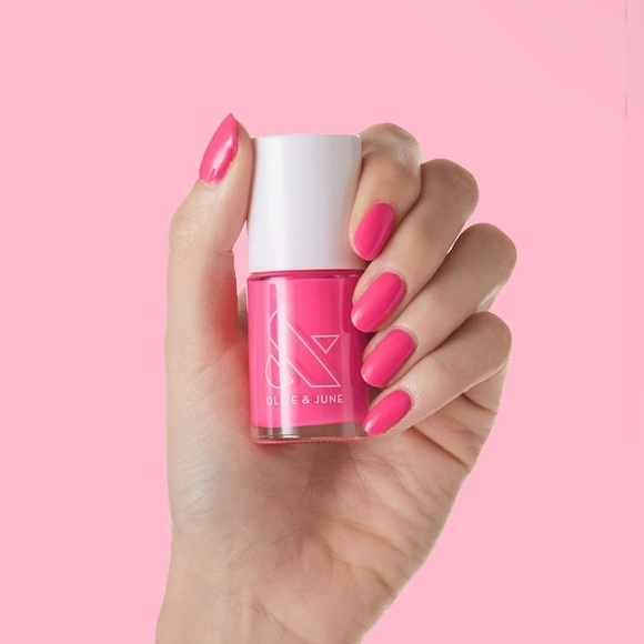 Olive & June Long Lasting Nail Polish, Hot Strawberry, 0.46 fl oz - Picture 3 of 3